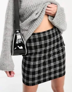 New Look Mini Bodycon Skirt In Check