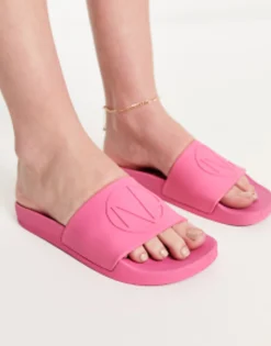 New Look Monogram Sliders In Pink