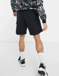 Nike Club Cargo Short In
