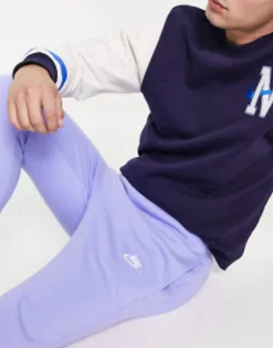 Nike Club Jogger In Light Thistle