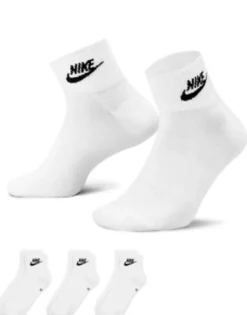 Nike Everyday Essential 3 Pack Ankle Socks In