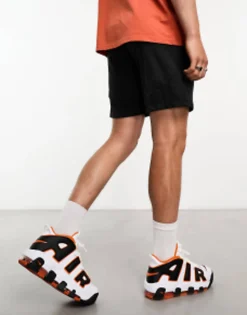 Nike Football Academy Dri-Fit Shorts In