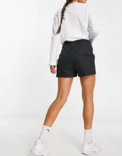 Nike Mini Swoosh Woven Cargo Shorts With Pockets In