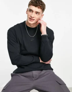 Nike Premium Essentials Oversized Heavyweight Long Sleeve T-Shirt In