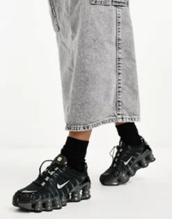 Nike Shox Tl Unisex Trainers In And Silver