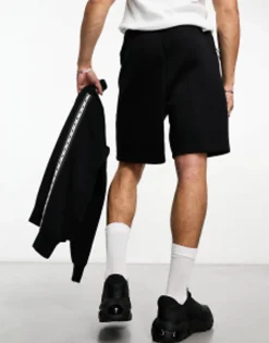 Nike Tech Fleece Shorts In
