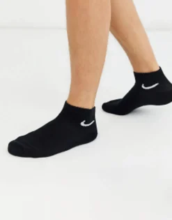 Nike Training Everyday Cushion Ankle Socks In