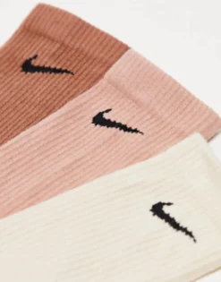 Nike Training Unisex Cush Crewsock 3 Pack Socks In Natural