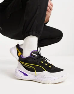 Puma Basketball Playmaker Spray Trainers In And Purple