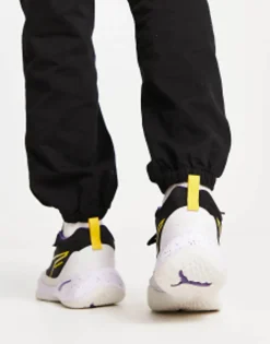 Puma Basketball Playmaker Spray Trainers In And Purple
