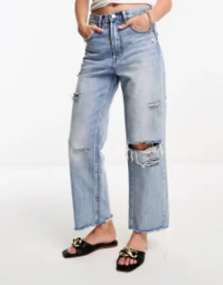 Stradivarius Buckle Detail Sandal In