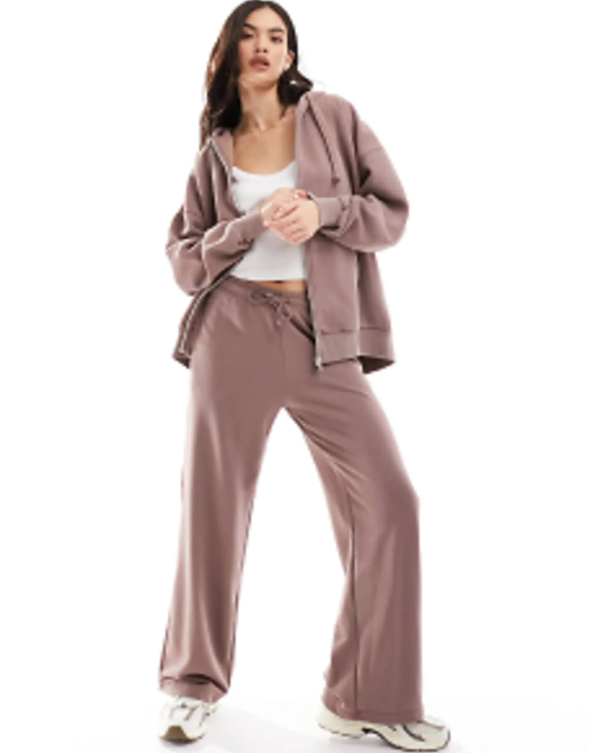 Stradivarius Oversized Zip Thru Hoodie And Jogger Co-Ord In Washed Brown