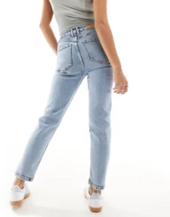 Stradivarius Petite Slim Mom Jean With Stretch In Washed