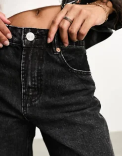 Stradivarius Petite Wide Leg Dad Jean In Wash