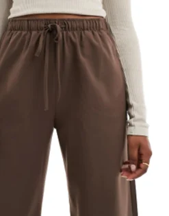 Stradivarius Tailored Pull On Trouser In