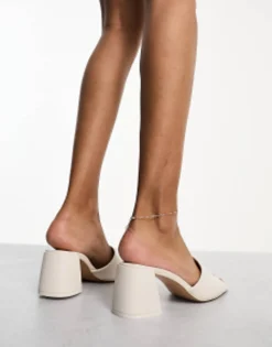 Stradivarius Wide Fit Cross Over Band Chunky Block Heeled Sandal In