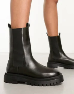 Walk London Dana Chelsea Boots In Leather