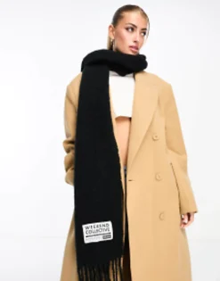 Weekend Collective Fluffy Blanket Scarf With Woven Label